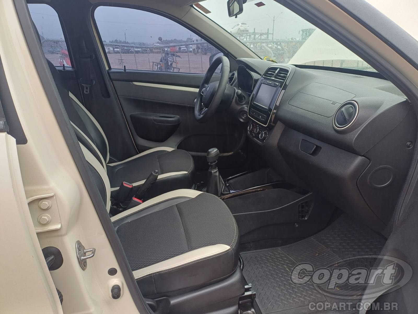 Foto 5: 2019 RENAULT KWID