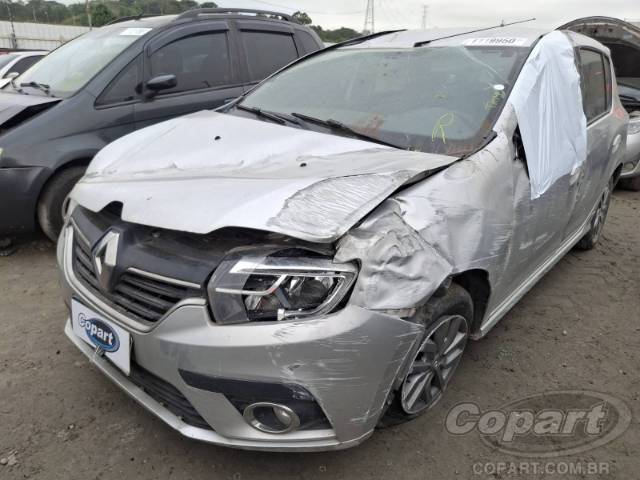 2022 RENAULT SANDERO 
