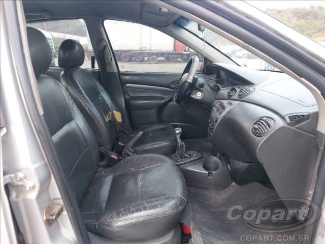 2008 FORD FOCUS SEDAN 