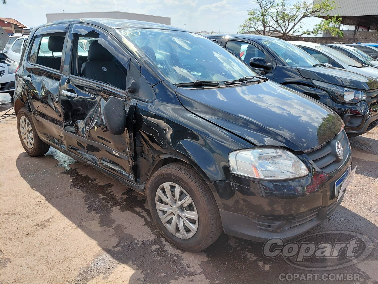 Volkswagen FOX 2007 em leilão