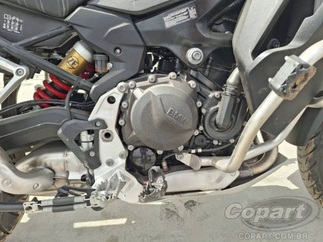 2025 BMW F 900 