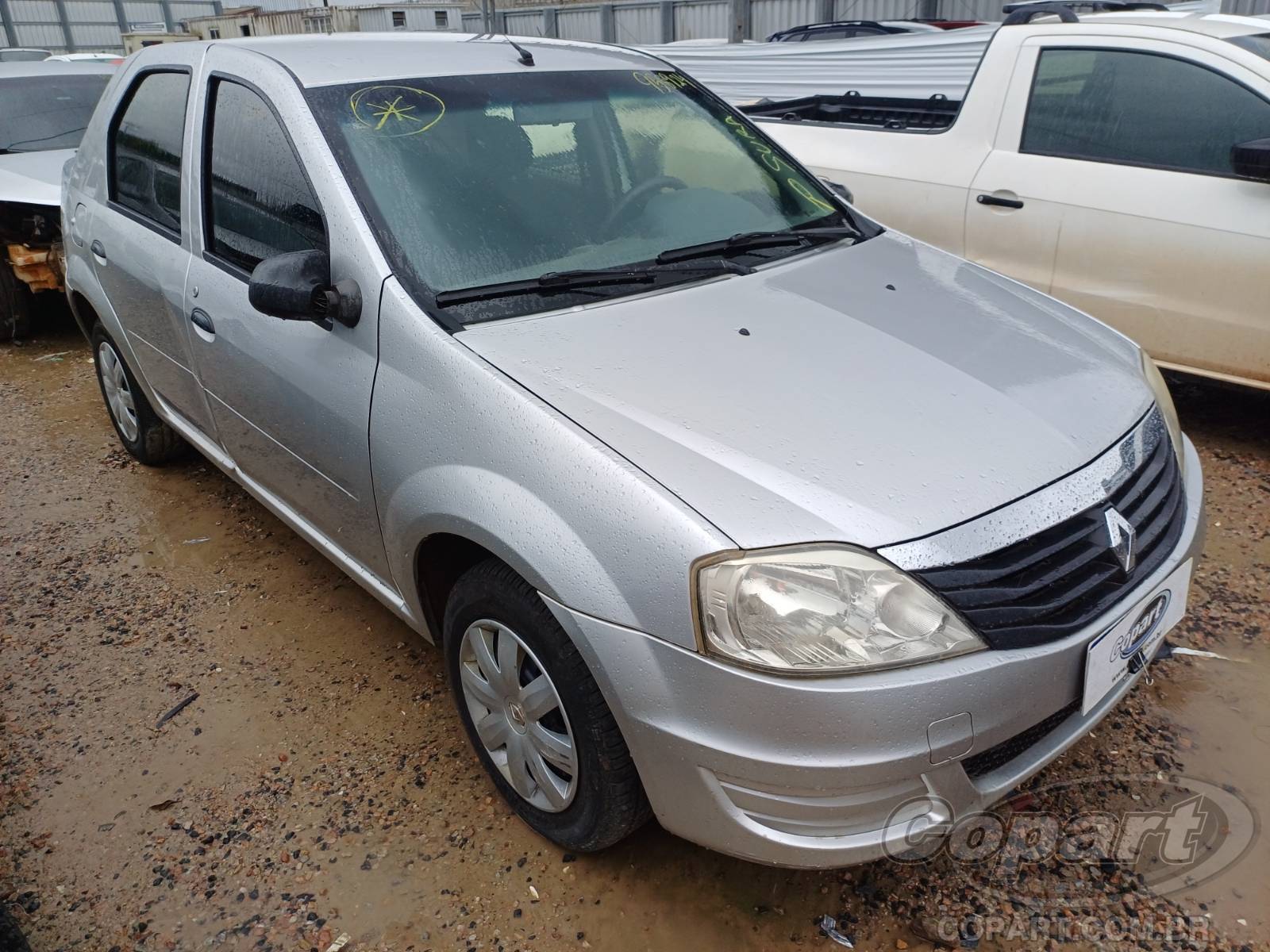 Veículo Renault Logan Renault Logan Avantage 1.0 16V Hi-Flex 2012 Médio Estado 2012 em leilão