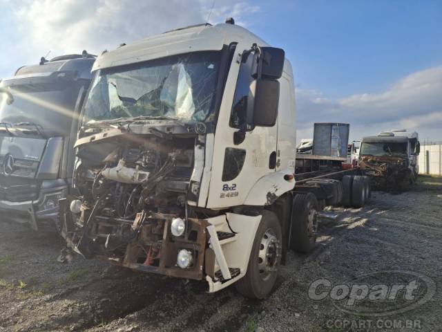 2014 FORD CARGO 2429 