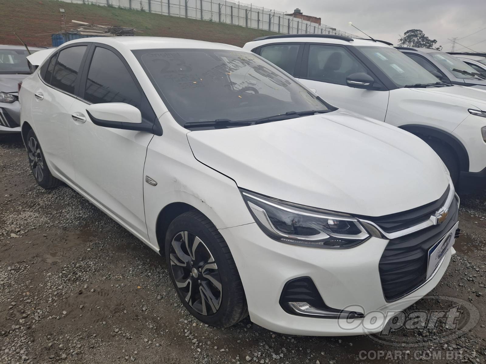 Veículo GM - Chevrolet Onix Plus 2023 CHEVROLET ONIX PLUS Premier AT 1.0 12V Ecotec Turbo 2023 em leilão