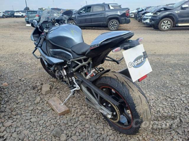 2026 BMW S 1000 