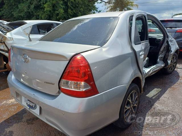 2017 TOYOTA ETIOS SEDA 