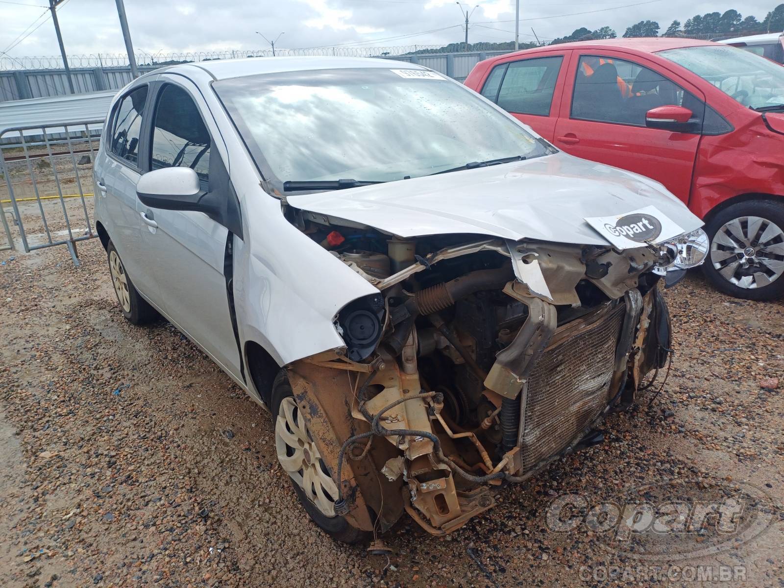 Fiat Palio Attractive 1.4 Evo 2014 Colisão Média Monta