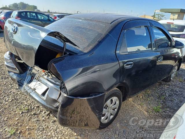 2016 TOYOTA ETIOS SEDA 