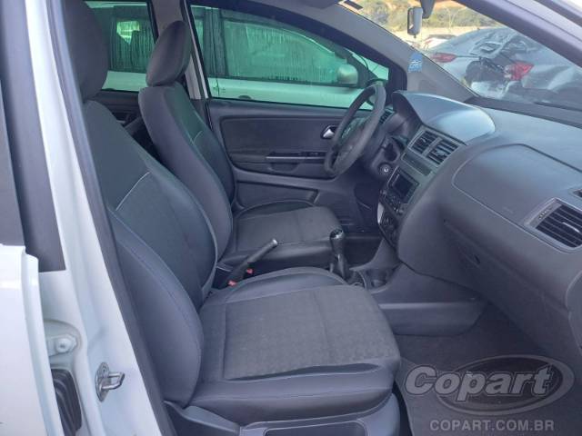 2015 VOLKSWAGEN FOX 