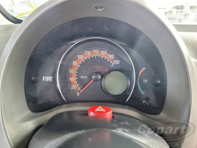 2015 FIAT UNO 