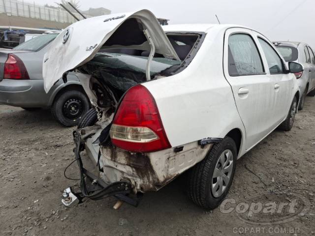 2018 TOYOTA ETIOS SEDA 