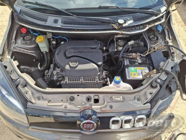 2015 FIAT UNO 
