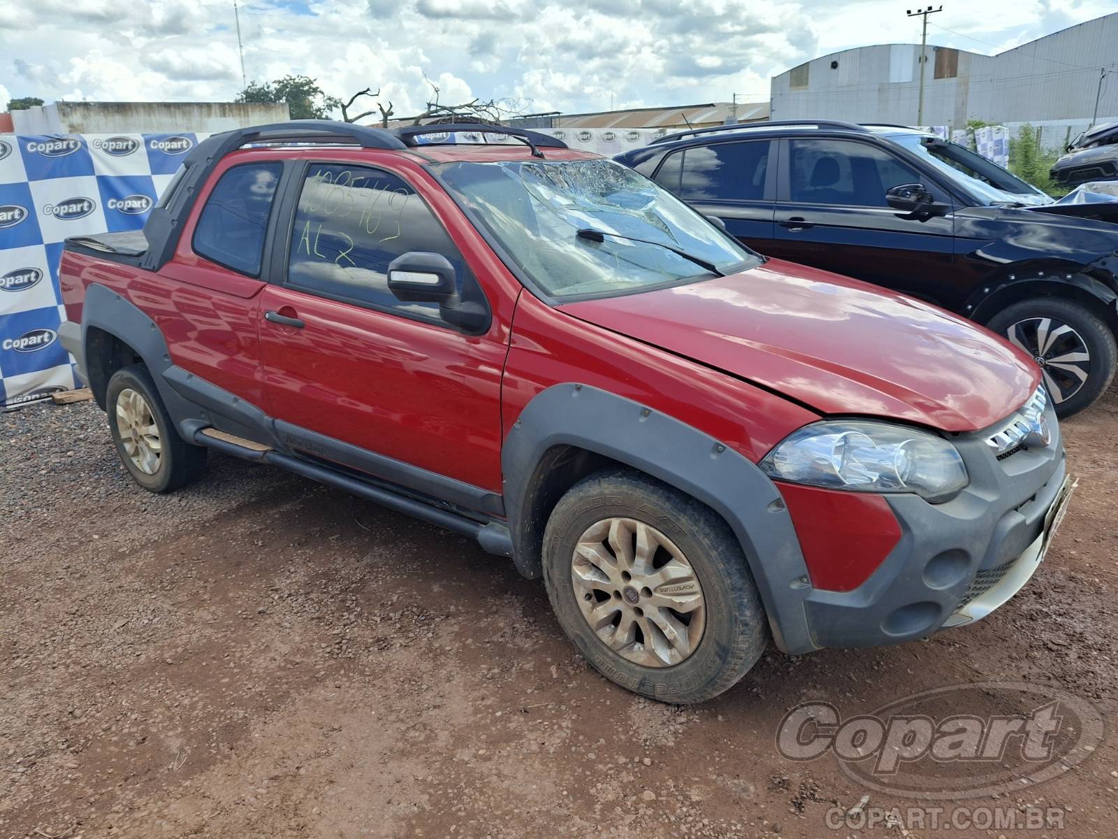 Veículo Fiat Strada Fiat Strada CD Adventure 1.8 16V E.torQ 2013 2013 em leilão