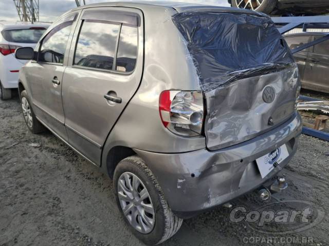 2005 VOLKSWAGEN FOX 