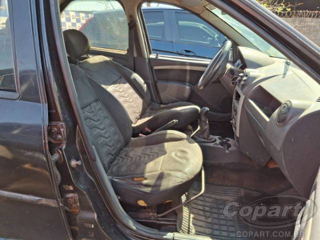 2009 RENAULT LOGAN 