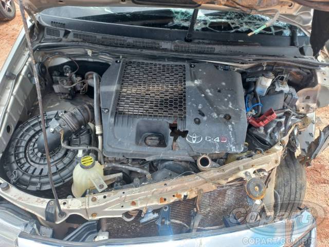 2015 TOYOTA HILUX CD 