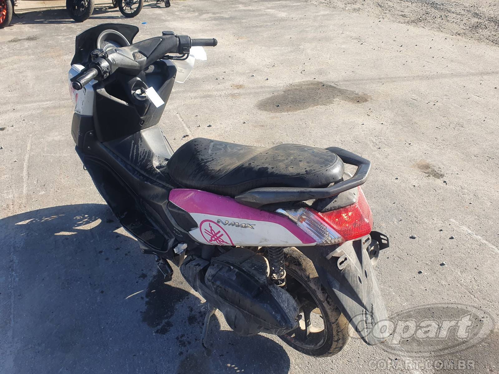 Foto 3: 2020 YAMAHA NMAX