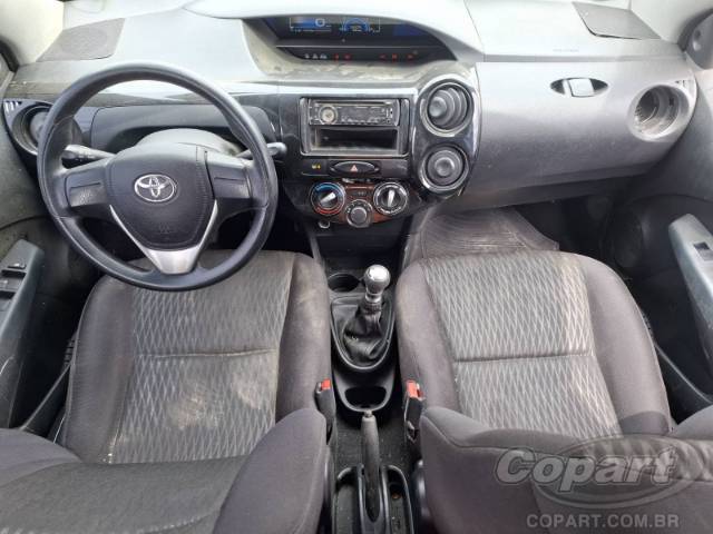 2017 TOYOTA ETIOS 