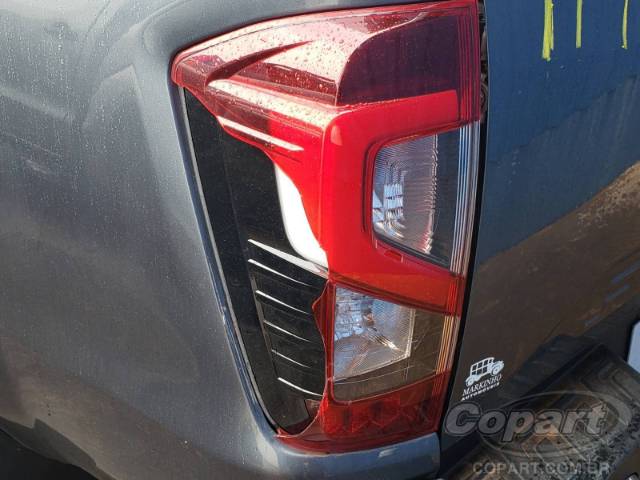 2024 NISSAN FRONTIER CD 