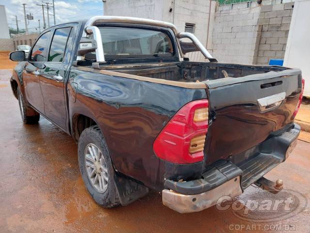 2021 TOYOTA HILUX CD 