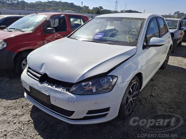 2015 VOLKSWAGEN GOLF 