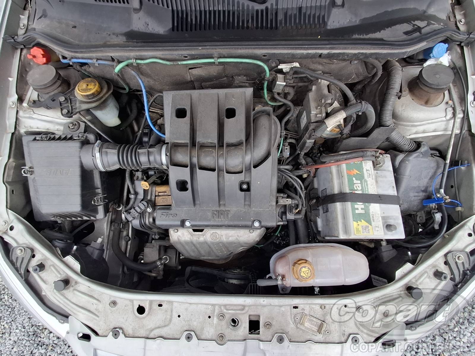 Foto 7 de 15: 2013 FIAT SIENA