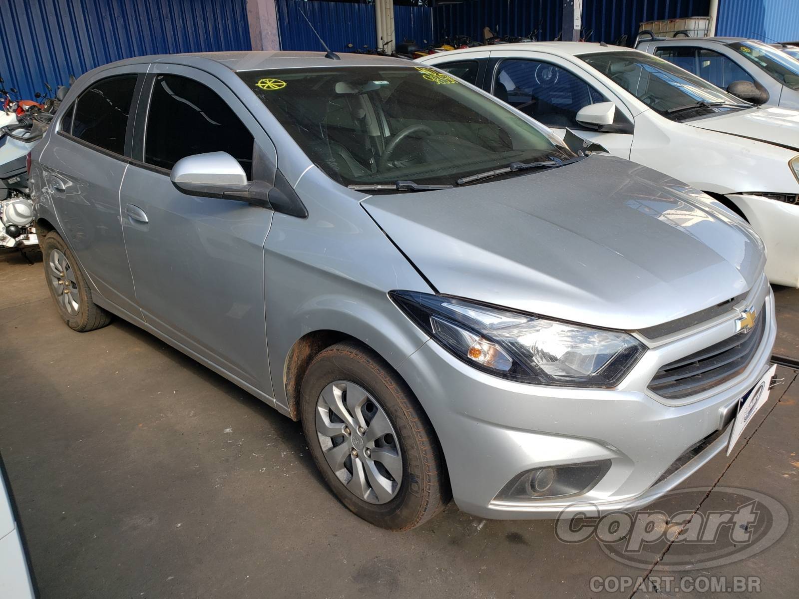 Veículo GM - Chevrolet Onix Chevrolet Onix LT 1.0 Eco 2019 Colisão Média Monta 2019 em leilão