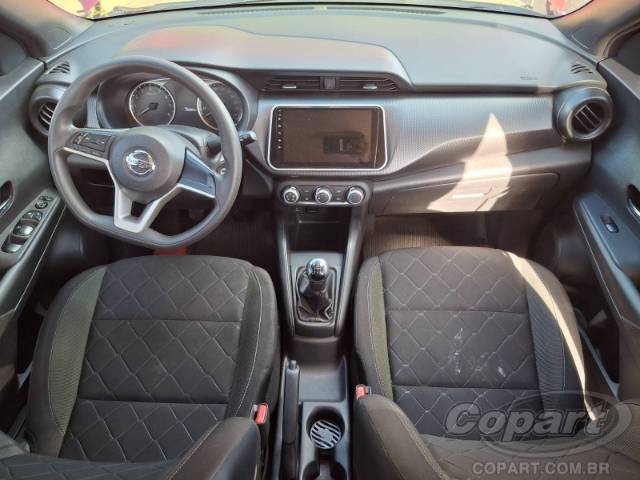 2019 NISSAN KICKS 