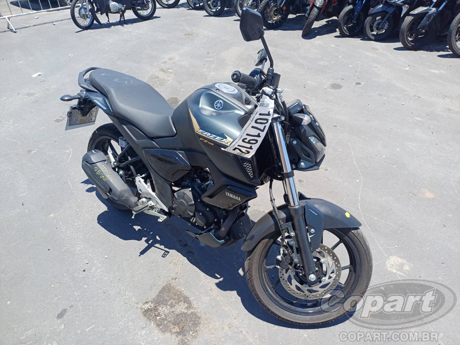 YAMAHA FZ15 2025