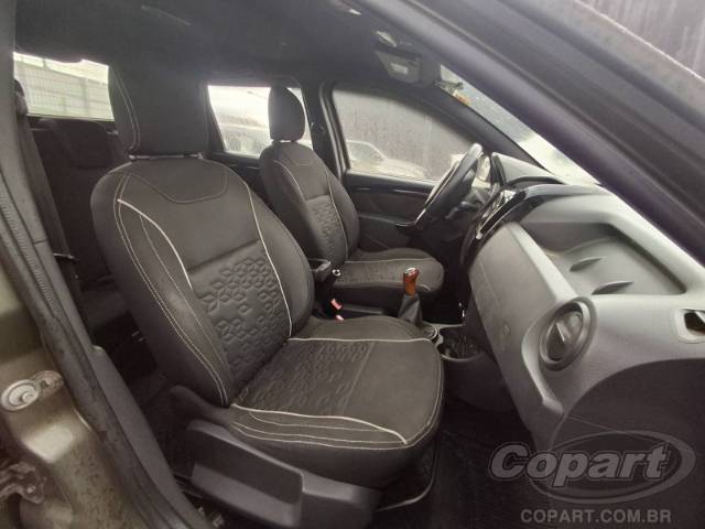 2016 RENAULT DUSTER OROCH 