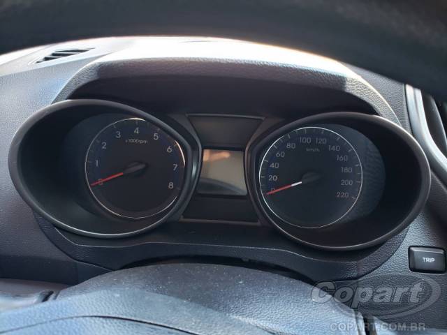 2014 HYUNDAI HB20S 