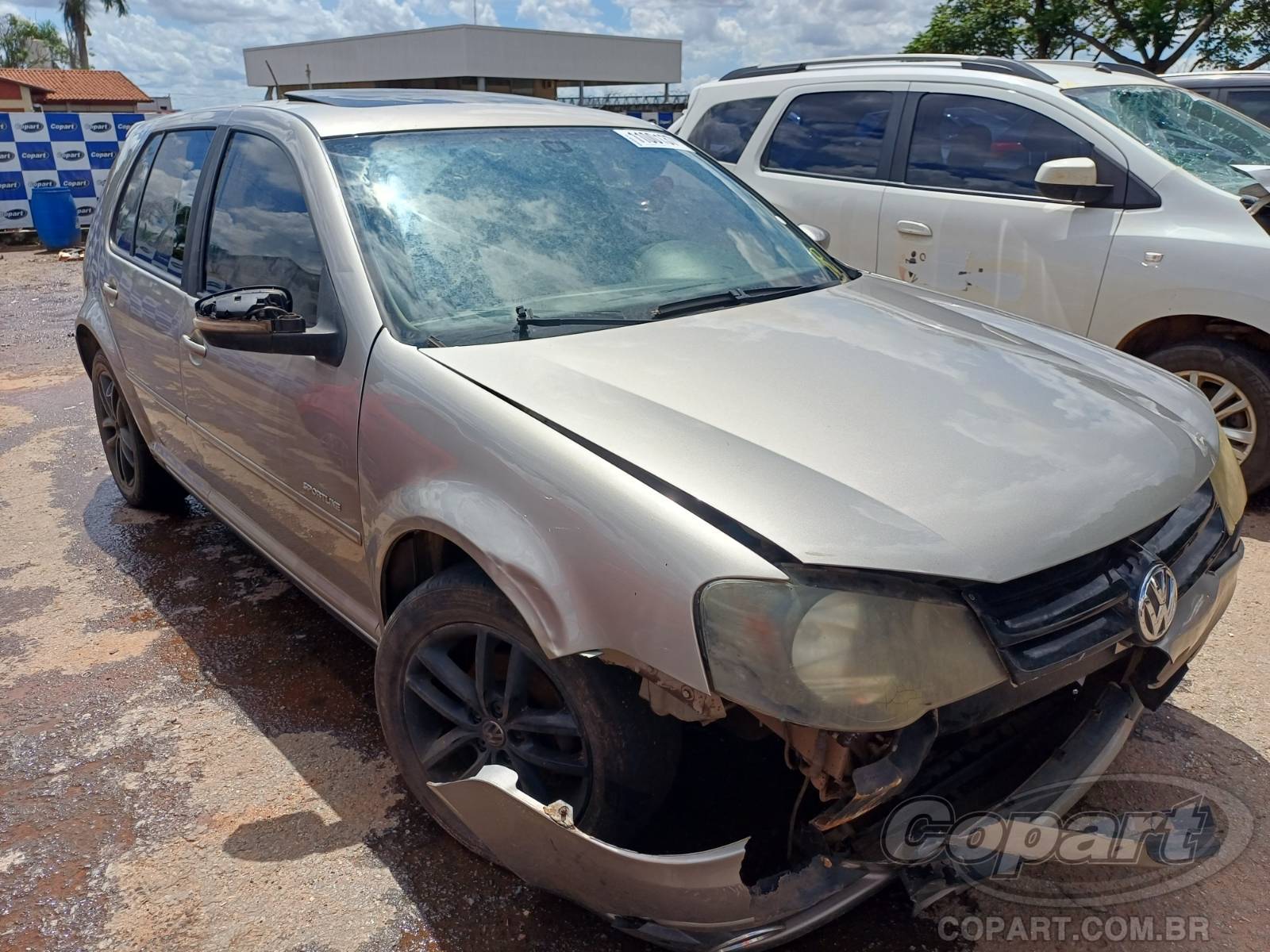 Veículo VW - VolksWagen Volkswagen Golf Sportline 1.6 Total Flex 2013 em leilão