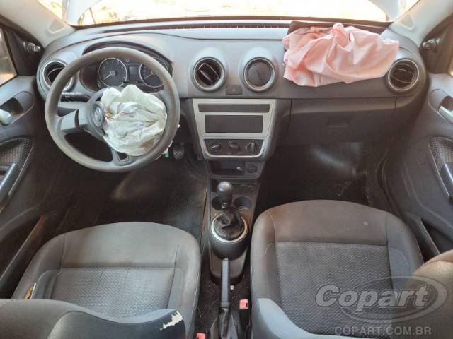 2016 VOLKSWAGEN VOYAGE 