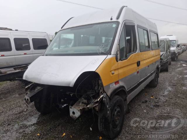 2011 RENAULT MASTER MINIBUS 
