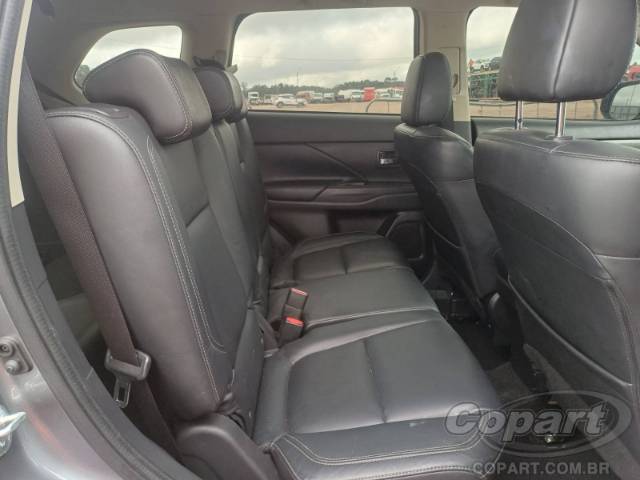 2019 MITSUBISHI OUTLANDER 