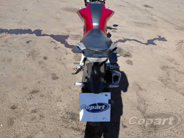 2026 HONDA CB 300F 