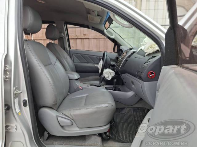 2010 TOYOTA HILUX CD 