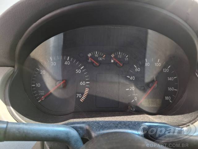 2001 VOLKSWAGEN GOL 