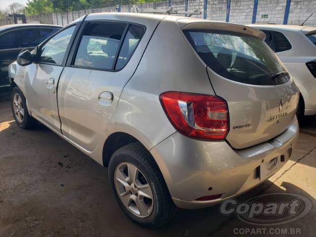 2015 RENAULT SANDERO 