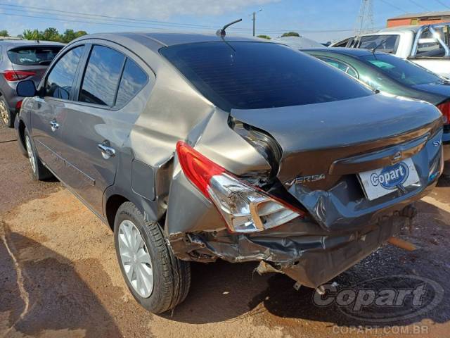 2013 NISSAN VERSA 