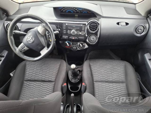 2014 TOYOTA ETIOS SEDA 