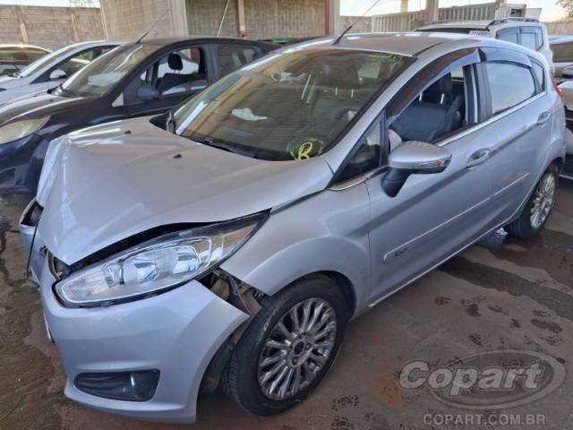 2015 FORD FIESTA 