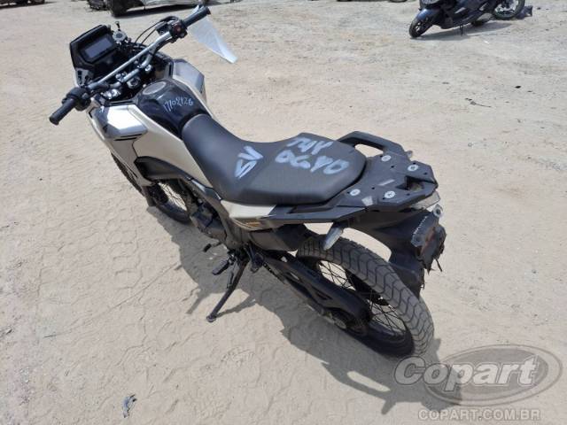 2025 HONDA XRE SAHARA 300 