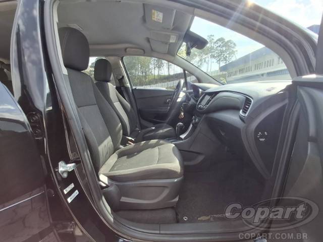 2017 CHEVROLET TRACKER 