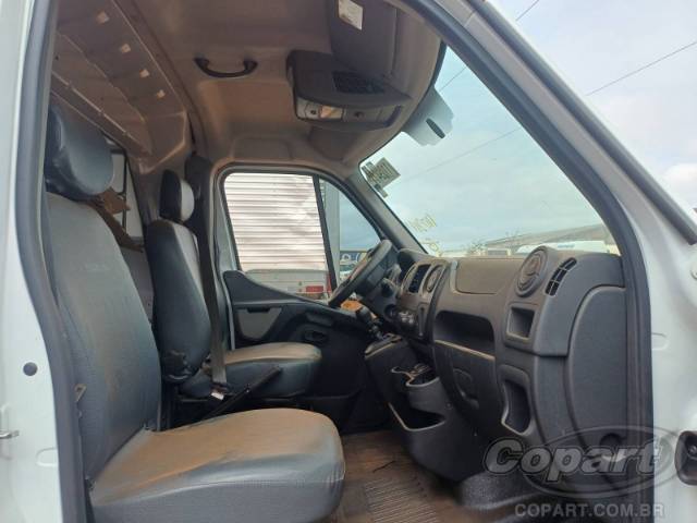 2025 RENAULT MASTER FURGAO 