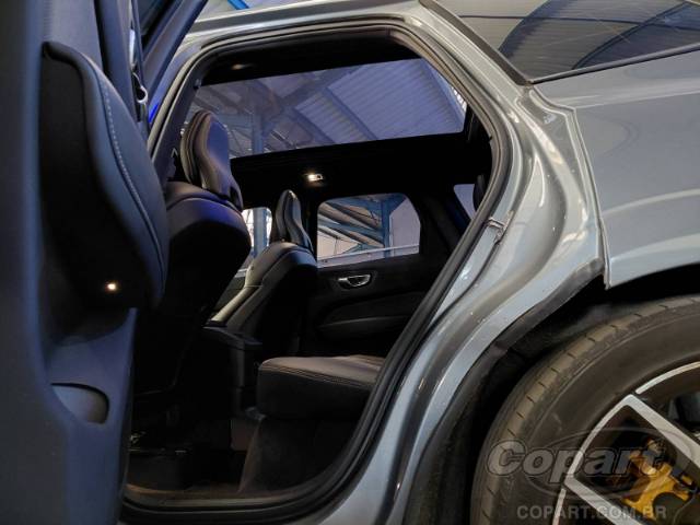 2021 VOLVO XC60 