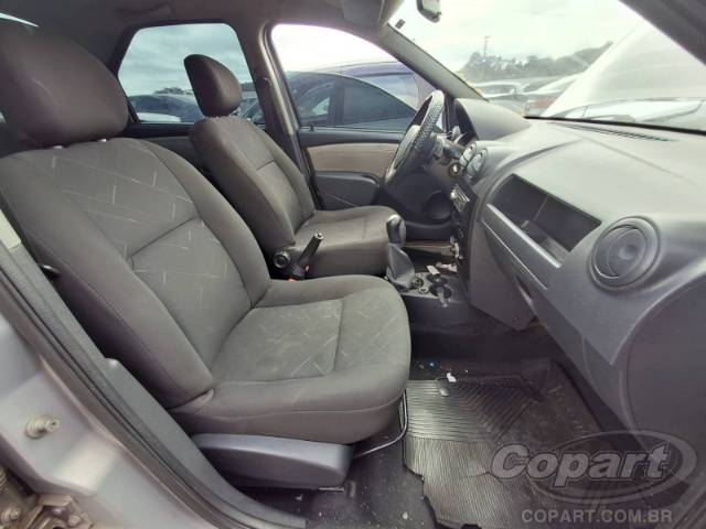 2010 RENAULT LOGAN 