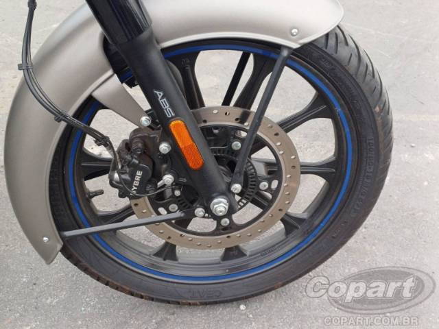 2025 ROYAL ENFIELD CLASSIC 