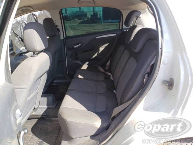 2016 FIAT PUNTO 