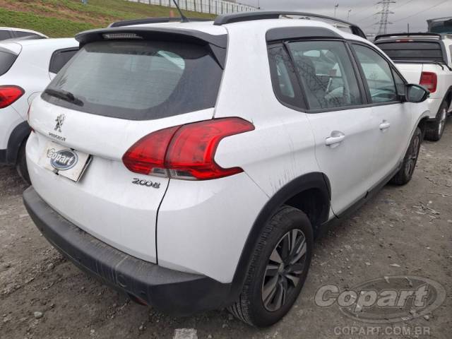2022 PEUGEOT 2008 
